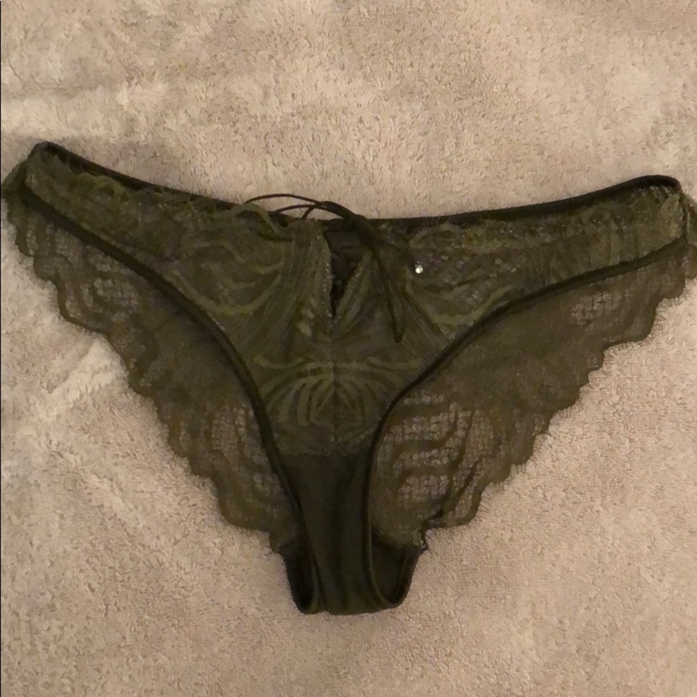 Lace army green panties